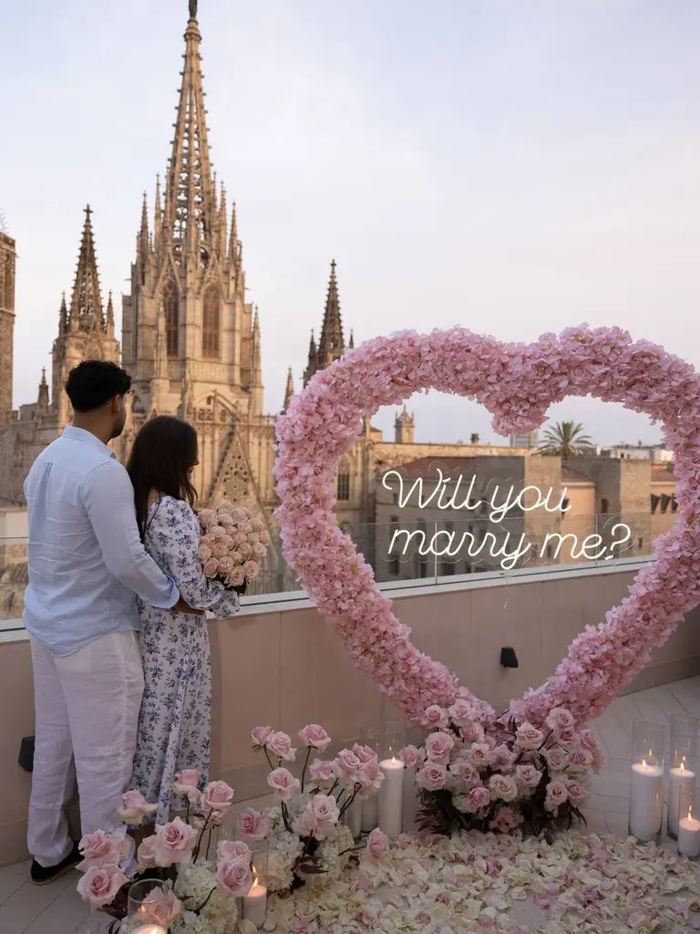 Lamaro Hotel Barcelona marriage proposal setup detail 9