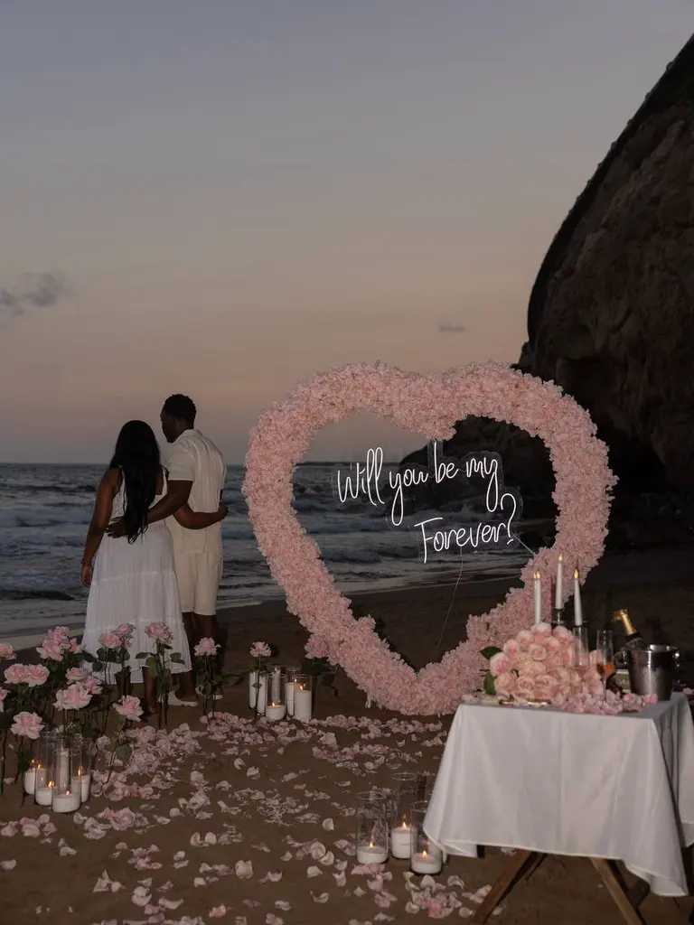 Lamaro Hotel Barcelona marriage proposal setup detail 7